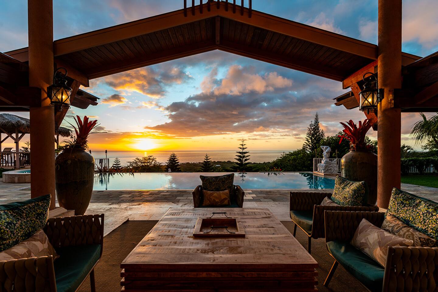SUNSET GARDEN
